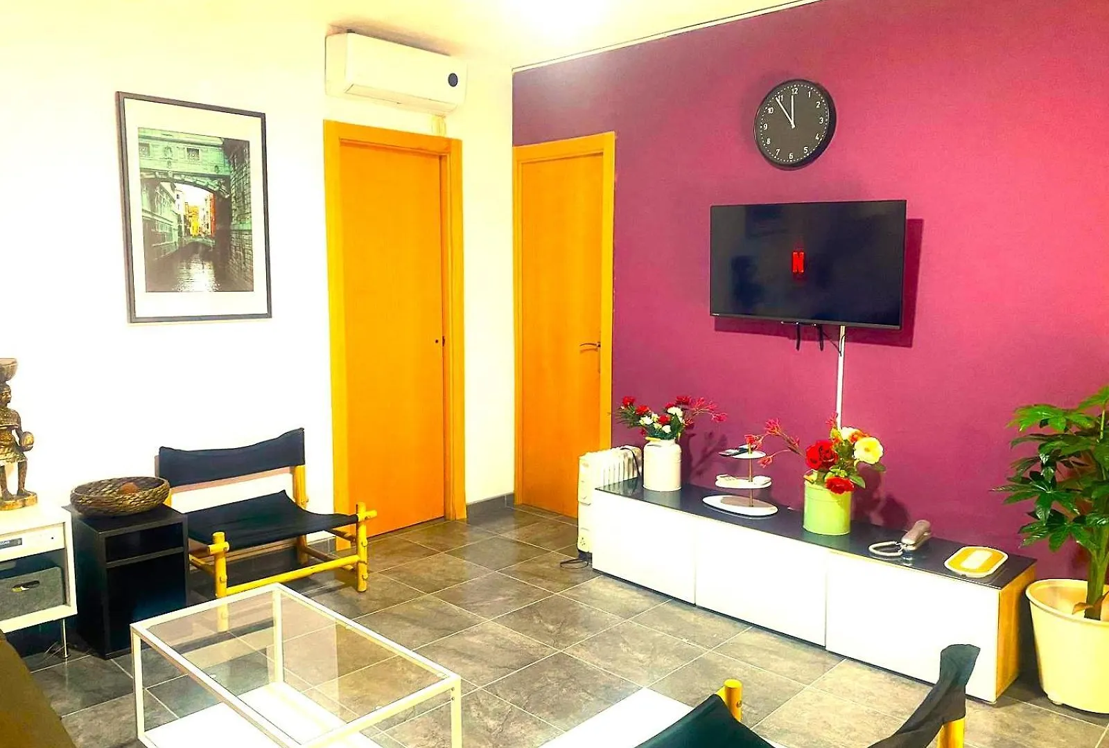 3 Bedroom Next To Airport & La Sagrada Familia Metro And Fc Barcelona Stadium L'Hospitalet de Llobregat
