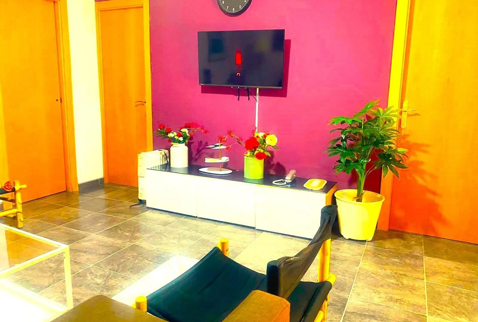 3 Bedroom Next To Airport & La Sagrada Familia Metro And Fc Barcelona Stadium L'Hospitalet de Llobregat